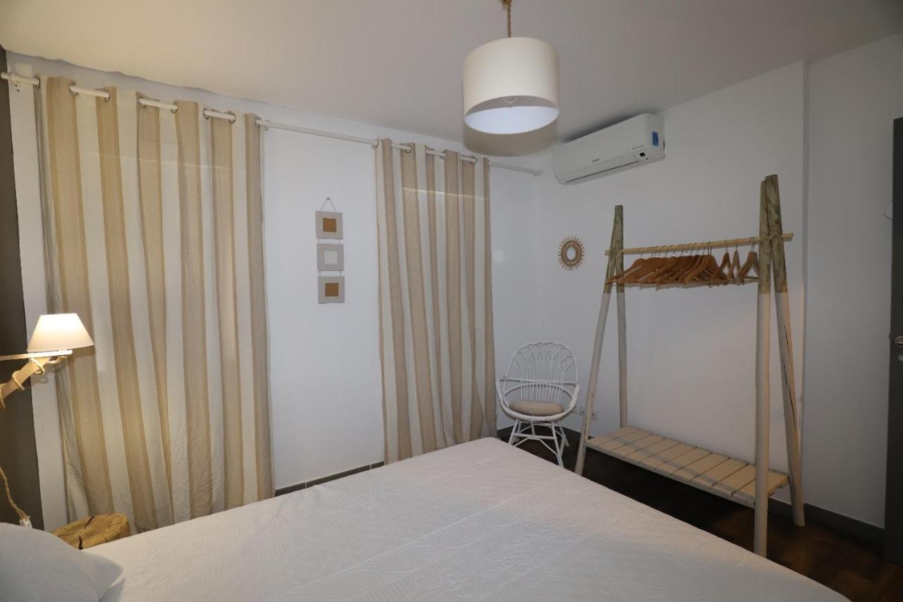 Appartement Et Garage Au Coeur De L'Isle Экстерьер фото